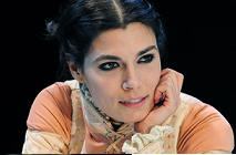 signorina giulia 2.png